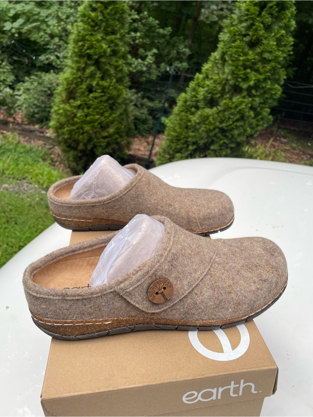 NIB Earth Ezra 2 Clogs Size 10 Woman’s - Picture 2 of 8